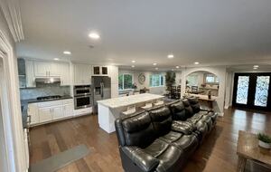 Charming Oasis Pool Home - Claremont, California