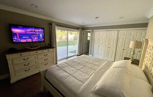 Charming Oasis Pool Home - Claremont, California