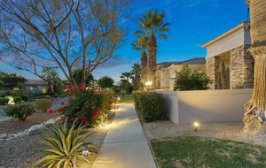Fun and Easy Indio/La Quinta Oasis in Desert River Estates - Indio, California