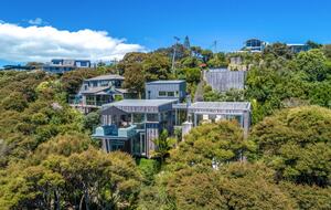 Ten Tawa - Oneroa, Waiheke Island, New Zealand