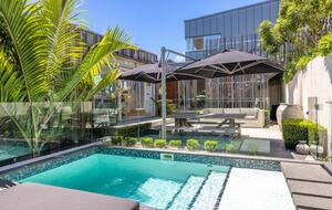 Ten Tawa - Oneroa, Waiheke Island, New Zealand