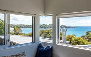 Ten Tawa - Oneroa, Waiheke Island, New Zealand