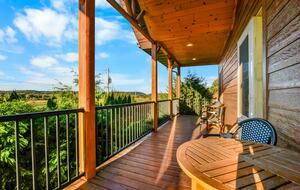 Wisconsin Hillside Lodge - Baraboo, Wisconsin