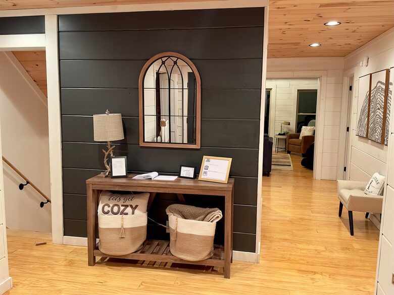 Hatley Pointe Ski Retreat with Private Theater, Hot Tub & Game Room - Mars Hill, North Carolina