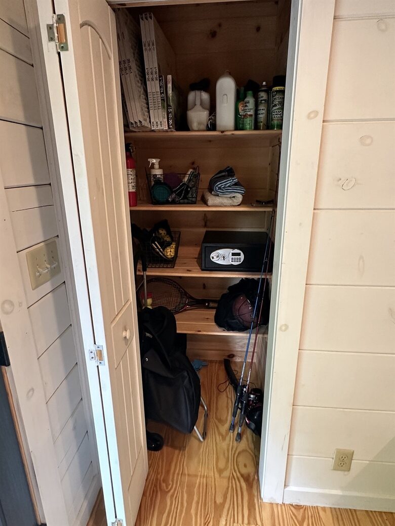 Hatley Pointe Ski Retreat with Private Theater, Hot Tub & Game Room - Mars Hill, North Carolina