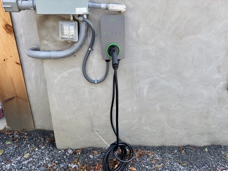 Hatley Pointe Ski Retreat with Private Theater, Hot Tub & Game Room - Mars Hill, North Carolina