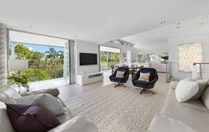 Stunning Duplex with Rooftop Terrace - Noosa, Australia