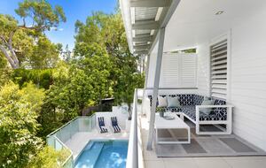 Stunning Duplex with Rooftop Terrace - Noosa, Australia