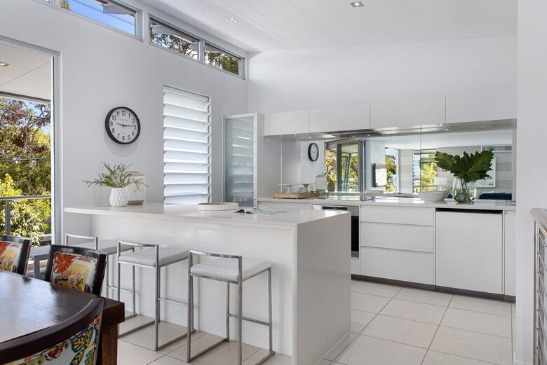 Stunning Duplex with Rooftop Terrace - Noosa, Australia