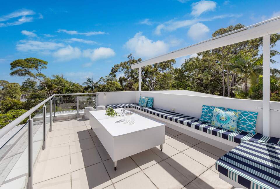 Stunning Duplex with Rooftop Terrace - Noosa, Australia