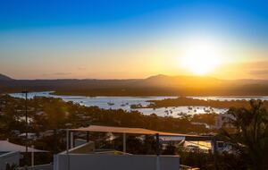 Stunning Duplex with Rooftop Terrace - Noosa, Australia