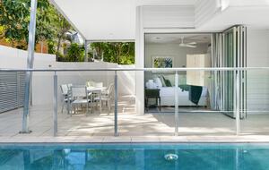 Stunning Duplex with Rooftop Terrace - Noosa, Australia