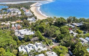 Stunning Duplex with Rooftop Terrace - Noosa, Australia