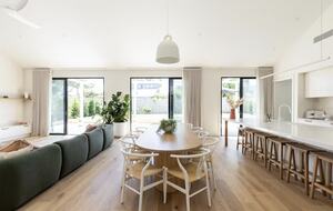 New Luxury Beach House | Huge North Facing Deck/Yard - Point Lonsdale, Australia
