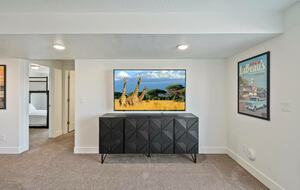 Beacon Point: Spacious Retreat with Ideal Beach Access to Bear Lake - Garden City, Utah