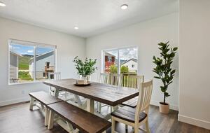 Beacon Point: Spacious Retreat with Ideal Beach Access to Bear Lake - Garden City, Utah