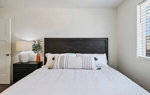 Beacon Point: Spacious Retreat with Ideal Beach Access to Bear Lake - Garden City, Utah