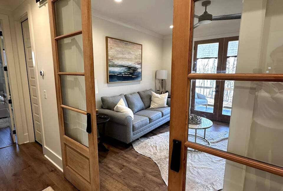 Entertaining Home with Private Lake in Oxford - Oxford, Mississippi