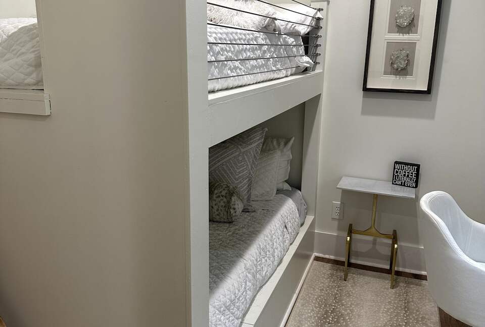 Entertaining Home with Private Lake in Oxford - Oxford, Mississippi