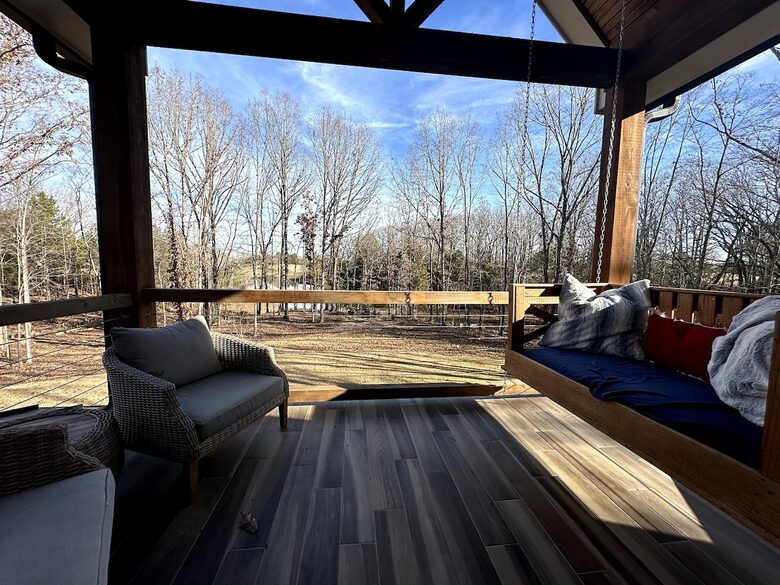 Entertaining Home with Private Lake in Oxford - Oxford, Mississippi