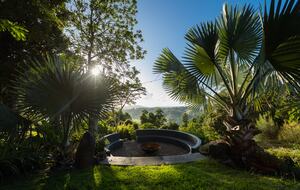 Lomani - Farrants Hill, Australia