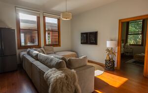 Lomani - Farrants Hill, Australia