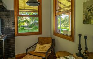 Lomani - Farrants Hill, Australia