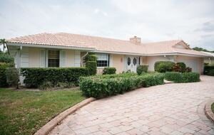 Anglers Cove Casita | Heated Pool, Walk to Ocean - Vero Beach, Florida