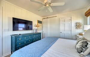 Second floor oceanfront bedroom/king bed