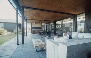 Modern Waterfront Lake House | Carmelo Golf - Carmelo, Uruguay