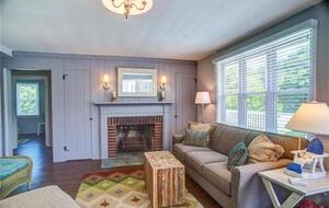 Cape Cod Cottage | Private Popponesset Beach Access - Mashpee, Massachusetts