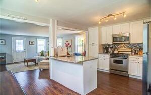 Cape Cod Cottage | Private Popponesset Beach Access - Mashpee, Massachusetts