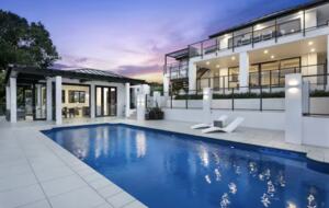 Luxury Mission Bay Oasis with Heated Pool - Auckland, New Zealand