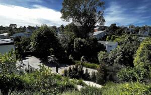 Luxury Mission Bay Oasis with Heated Pool - Auckland, New Zealand