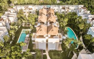 Well Appointed Condo near Beach & Town in Aldea Zama - Tulum, Mexico