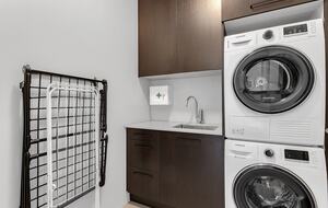 Luxury 2-Bedroom Penthouse in City Centre - Reykjavík, Iceland