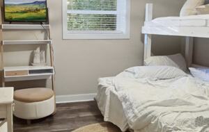 Lake House with Year Round Views - White, Georgia