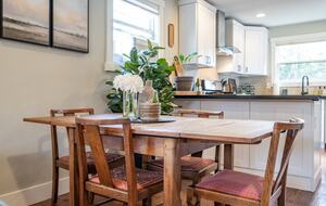 Quiet West Seattle Home | Best Location! - Seattle, Washington