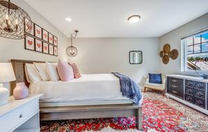 Quiet West Seattle Home | Best Location! - Seattle, Washington