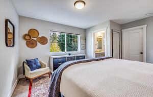 Quiet West Seattle Home | Best Location! - Seattle, Washington