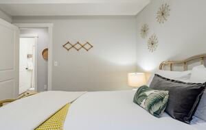 Quiet West Seattle Home | Best Location! - Seattle, Washington