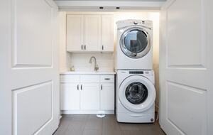 Quiet West Seattle Home | Best Location! - Seattle, Washington