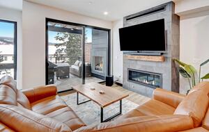 Spacious Townhome with Hot Tub and Fireplace - Winter Park, Colorado