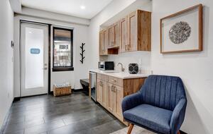 Spacious Townhome with Hot Tub and Fireplace - Winter Park, Colorado