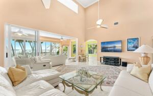 Riverside Bliss with Beach Access in Melbourne Beach - Melbourne Beach, Florida