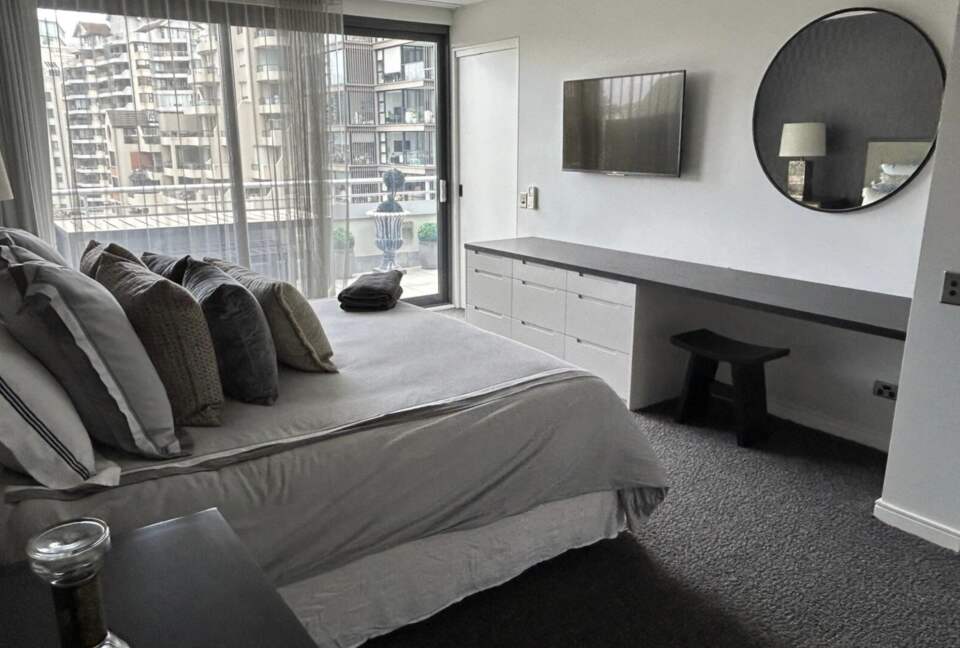 Lavender Bay Views - Milsons Point, Australia