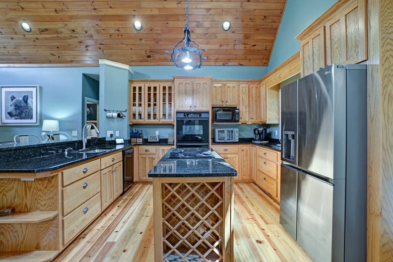 Lake Chatuge Mountain Retreat - Hiawassee, Georgia