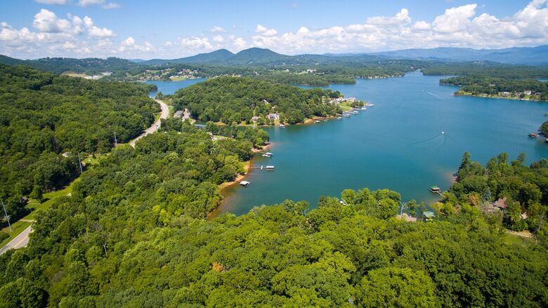 Lake Chatuge Mountain Retreat - Hiawassee, Georgia