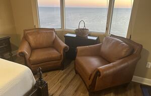 Master Bedroom sitting area