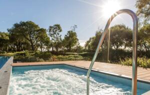 The Aqua Resort - Broadwater, Australia